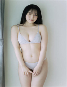 《嗯呢啊-梁婖婷生活照片》