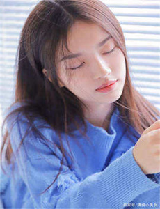 《我要爱爱网-足交图》