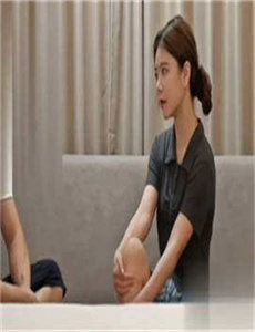 《高手们-美女图片脱空一点不露app》